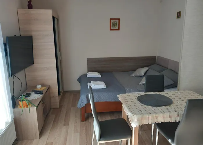 - Cieplice Appartamento